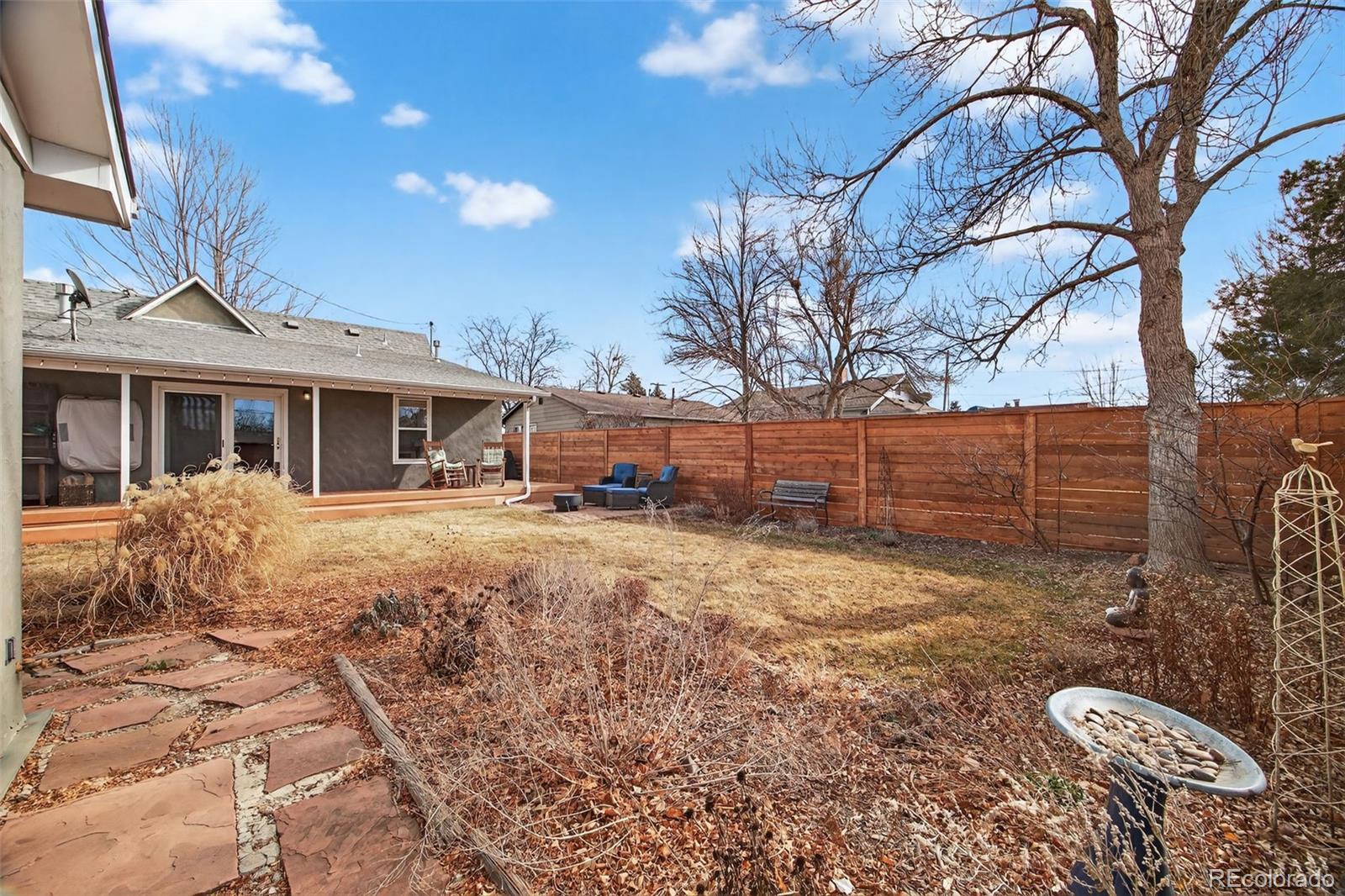 5641 S Hickory Street