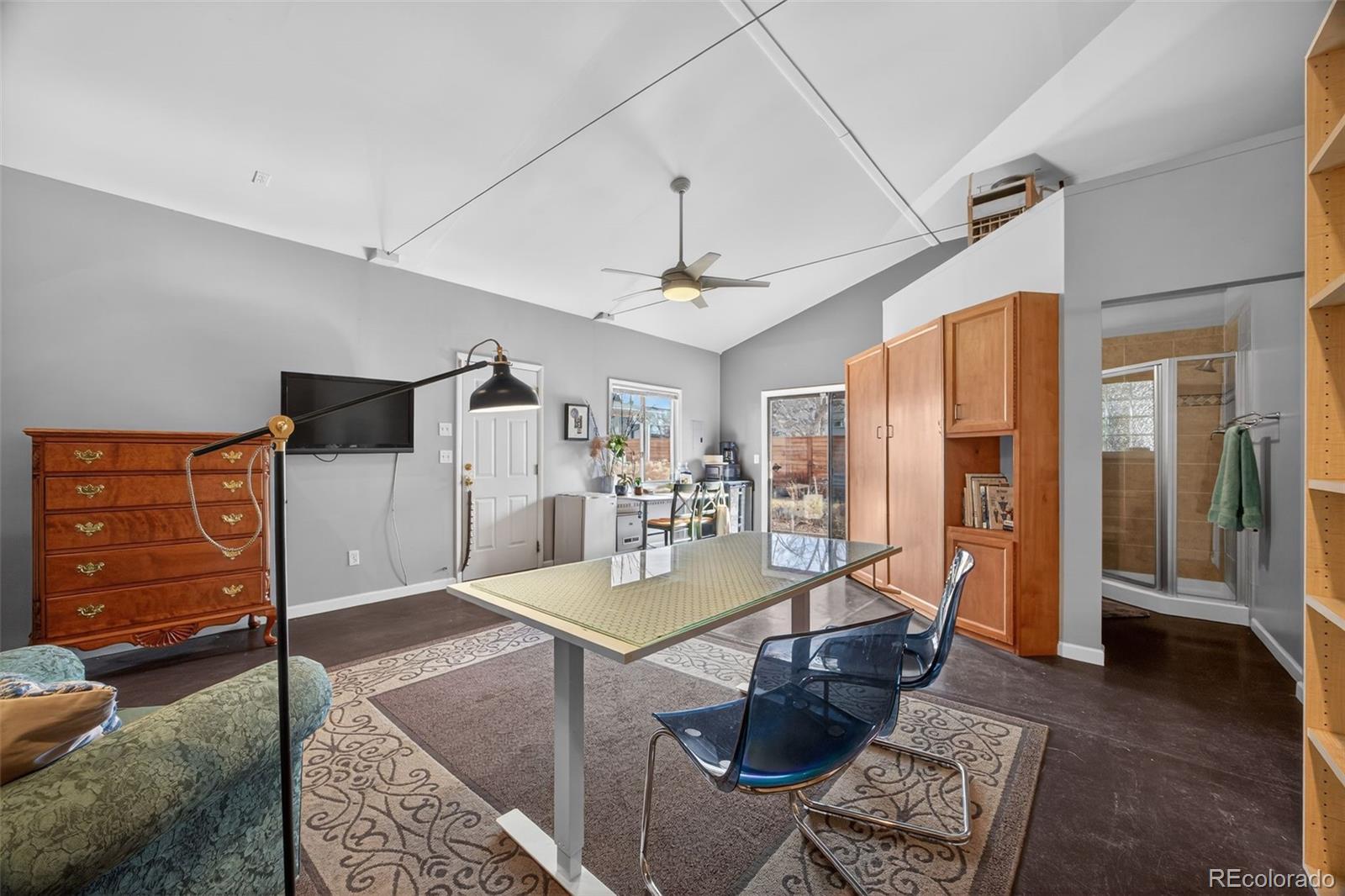 5641 S Hickory Street