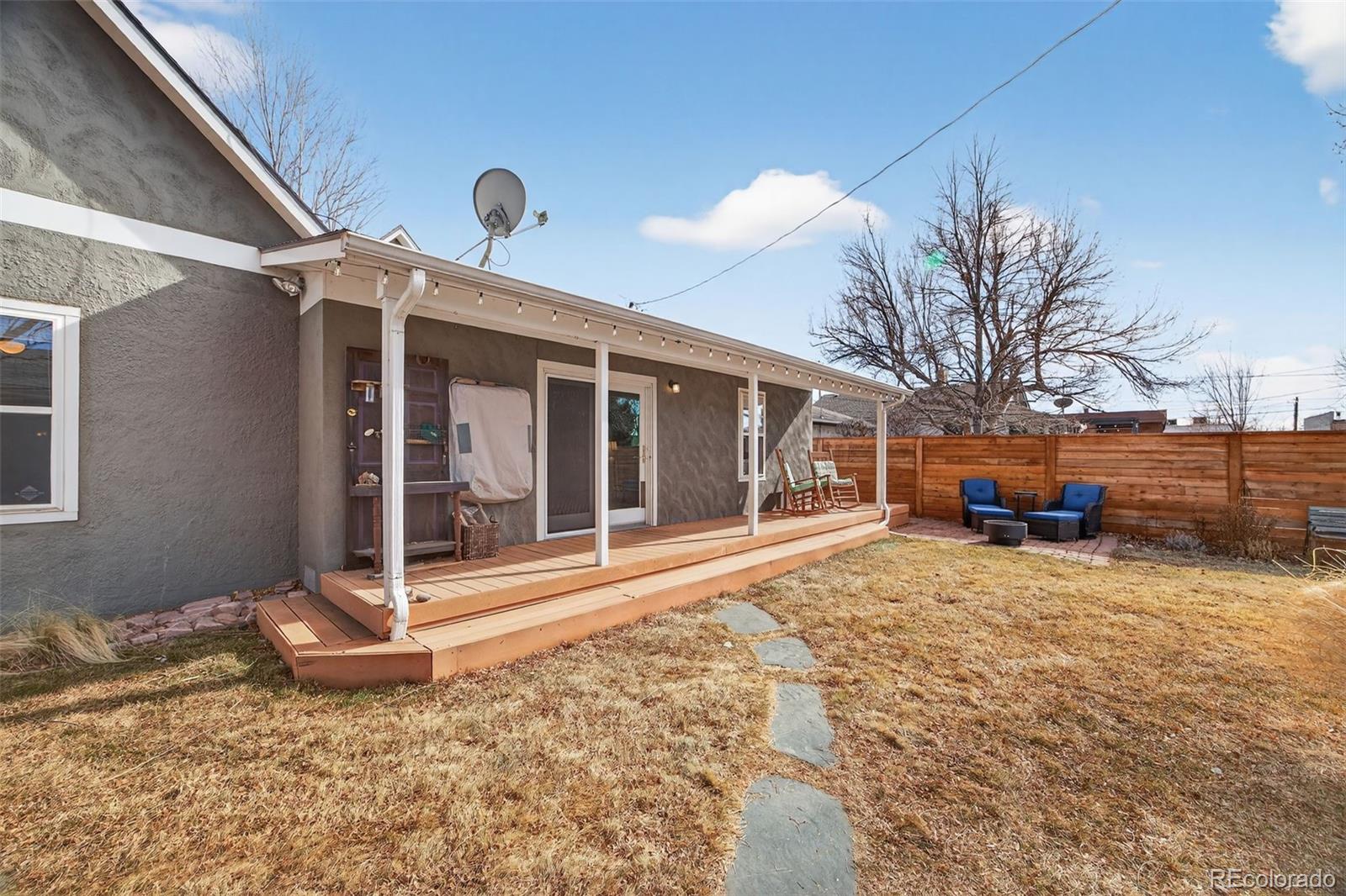 5641 S Hickory Street