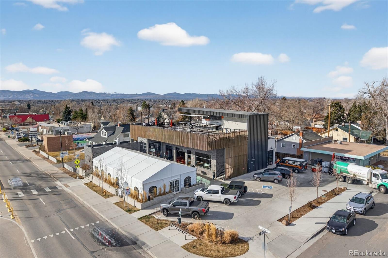 5641 S Hickory Street