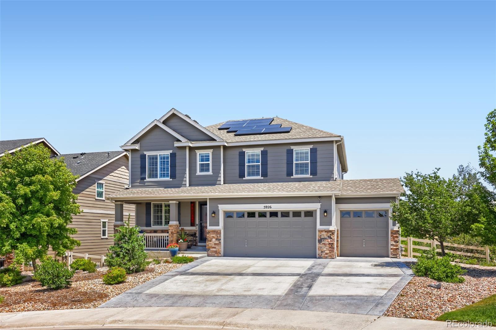 5926 Echo Hollow Street