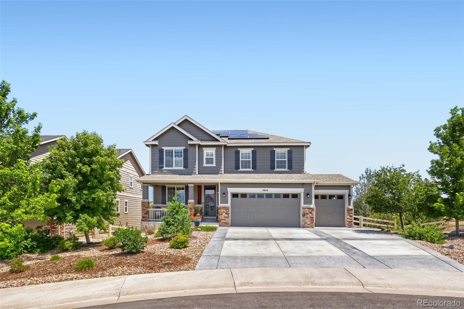 5926 Echo Hollow Street