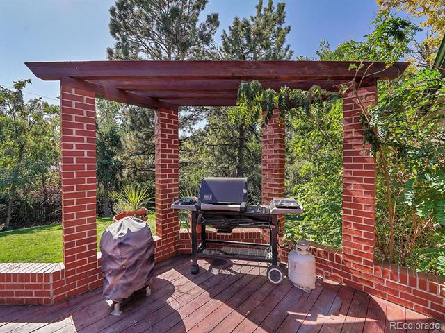 3540 E Arapahoe Place