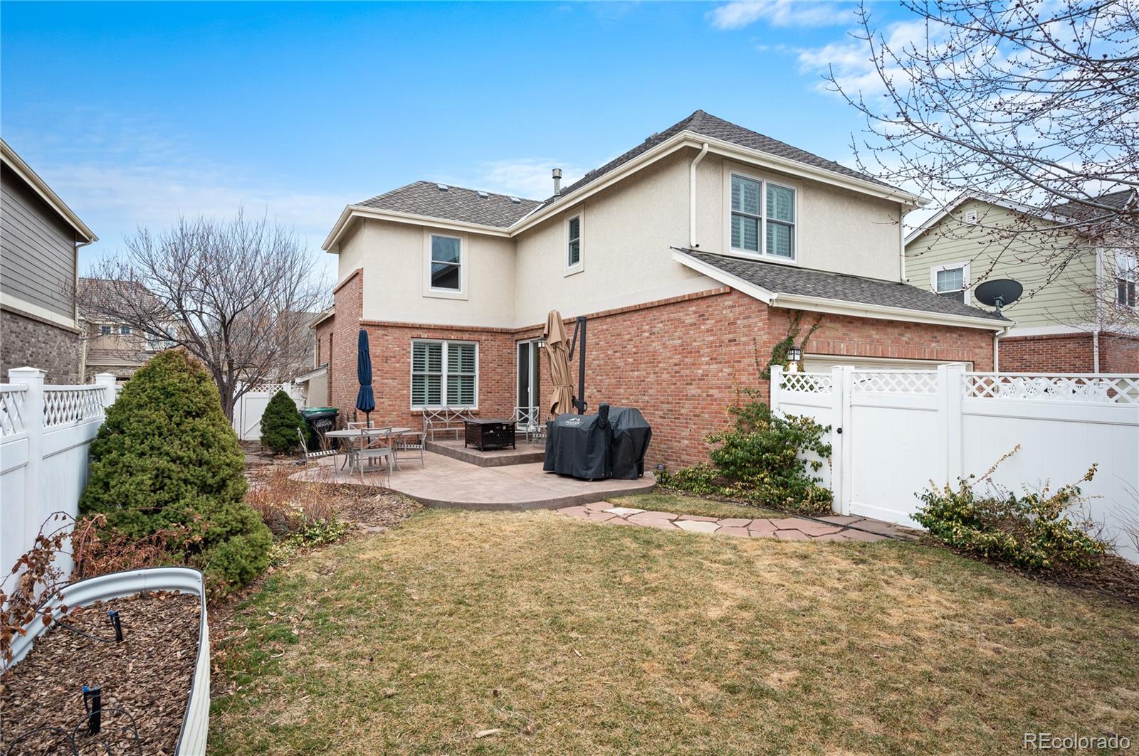 1073 Roslyn Court