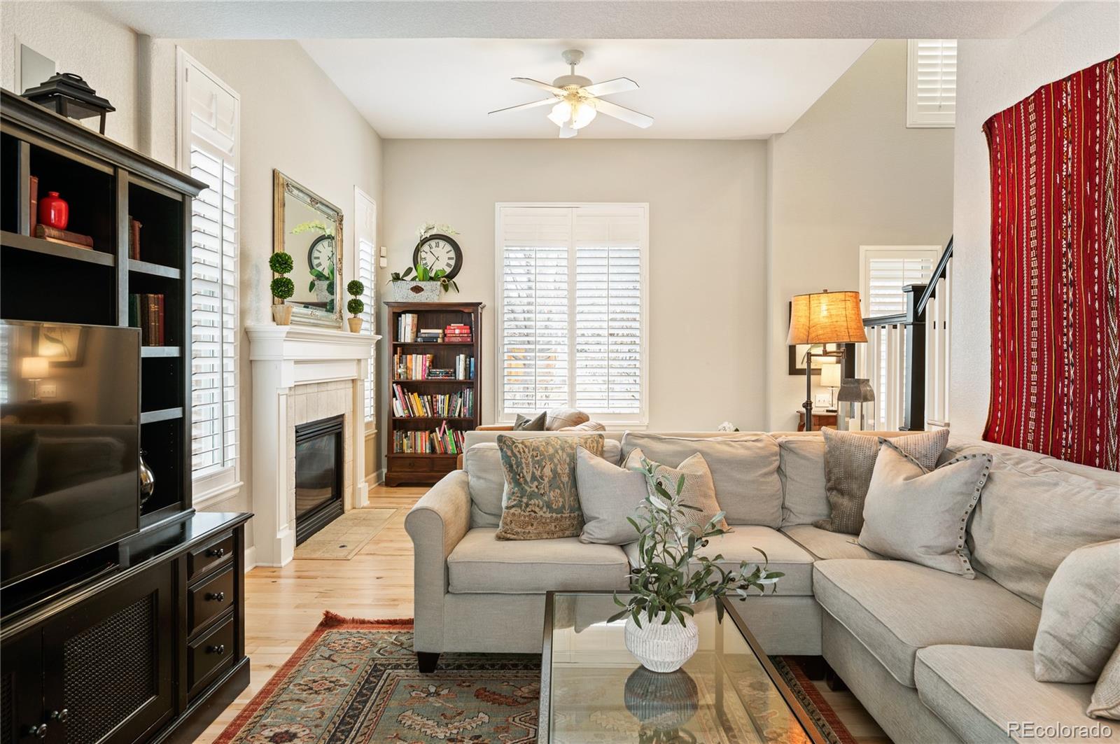 1073 Roslyn Court