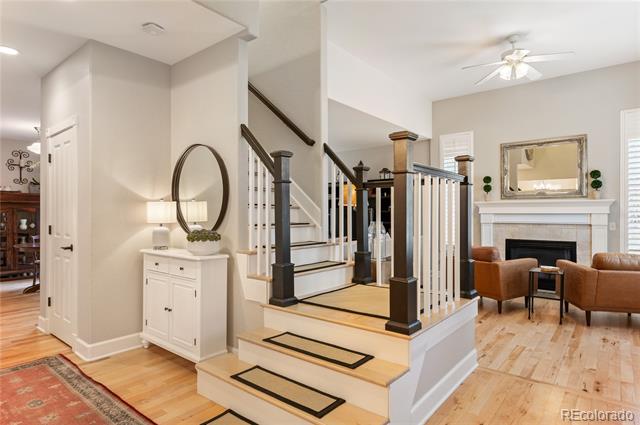 1073 Roslyn Court