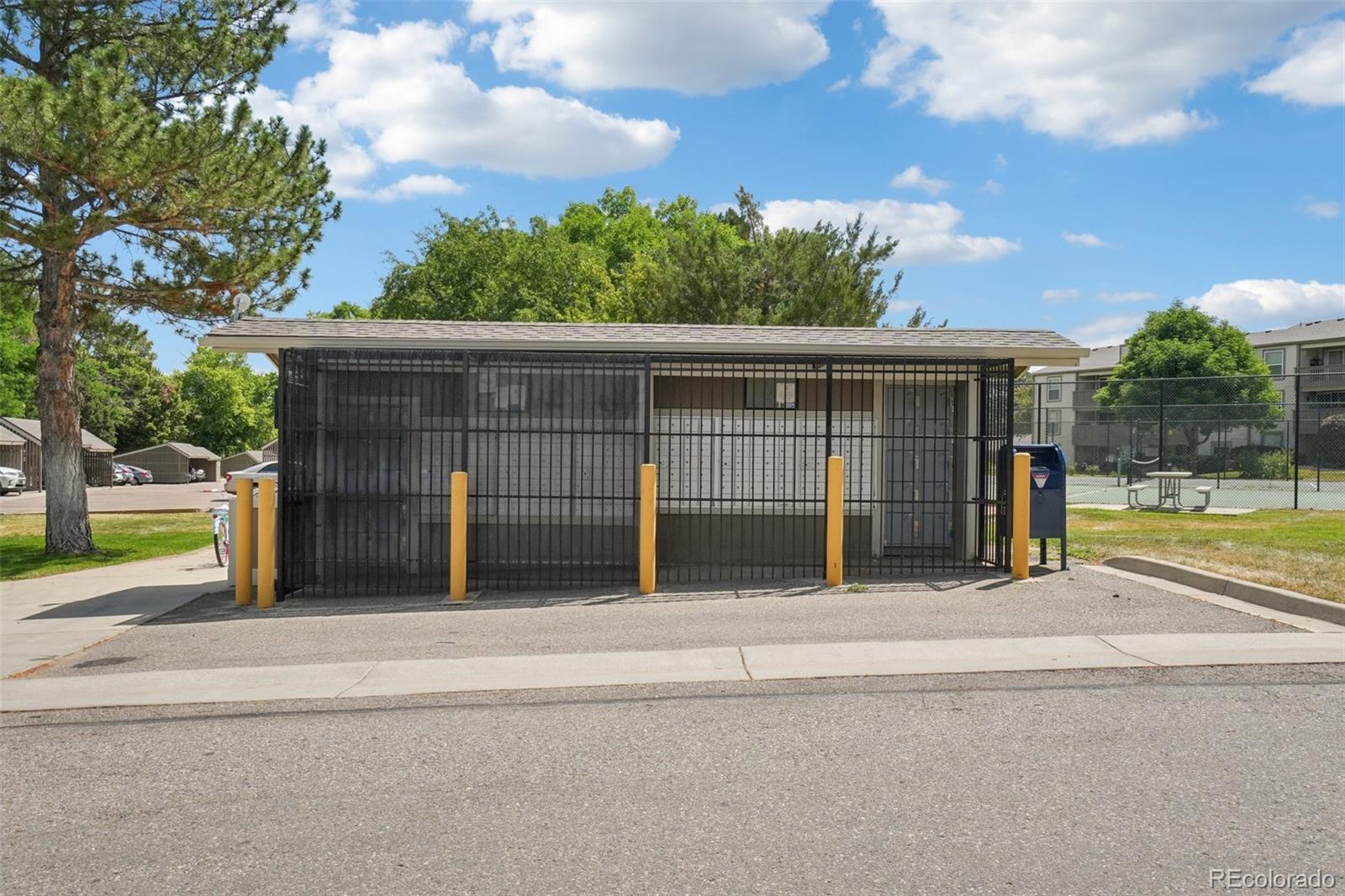 7305 S Xenia Circle