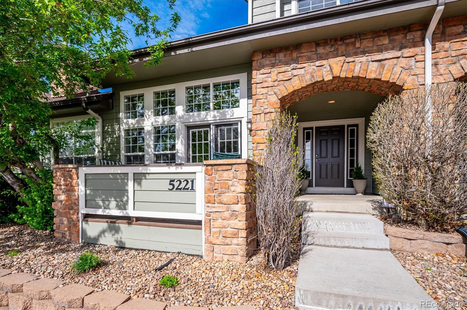 5221 S Greens Circle