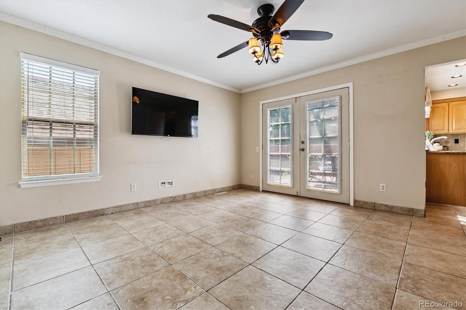 7976 E Phillips Circle