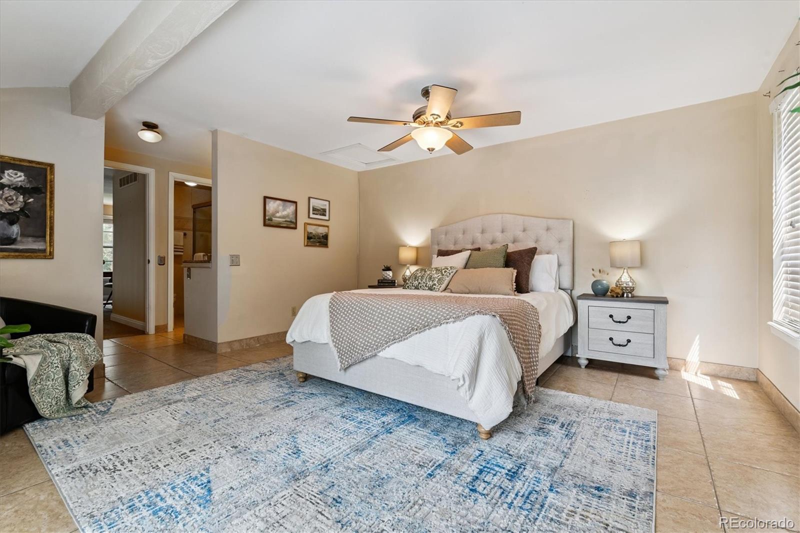 7976 E Phillips Circle