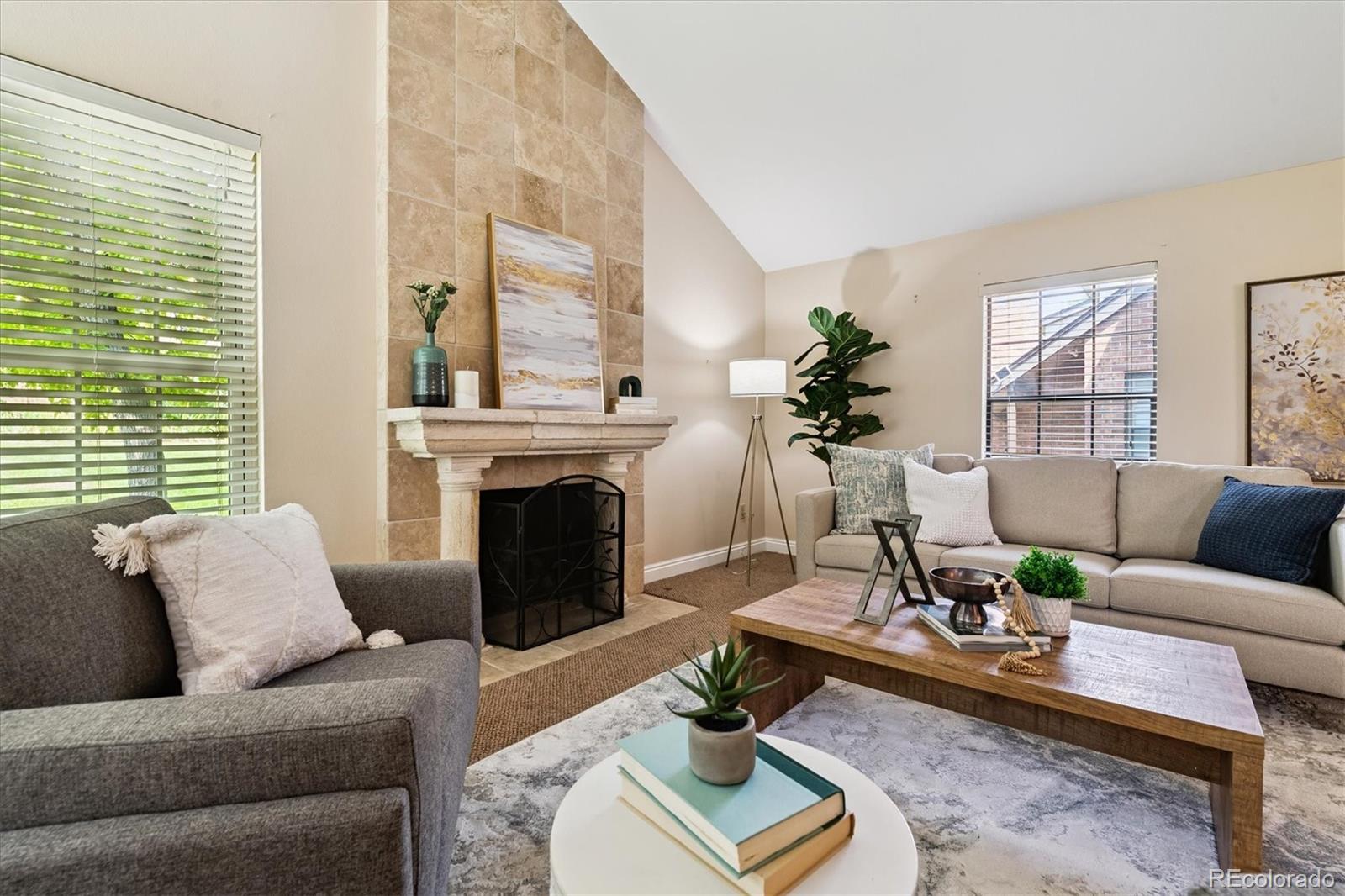 7976 E Phillips Circle