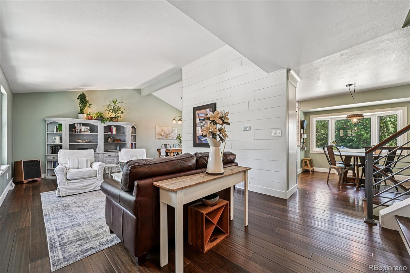 5873 W Maplewood Drive