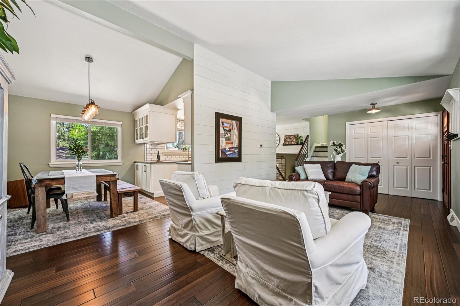 5873 W Maplewood Drive