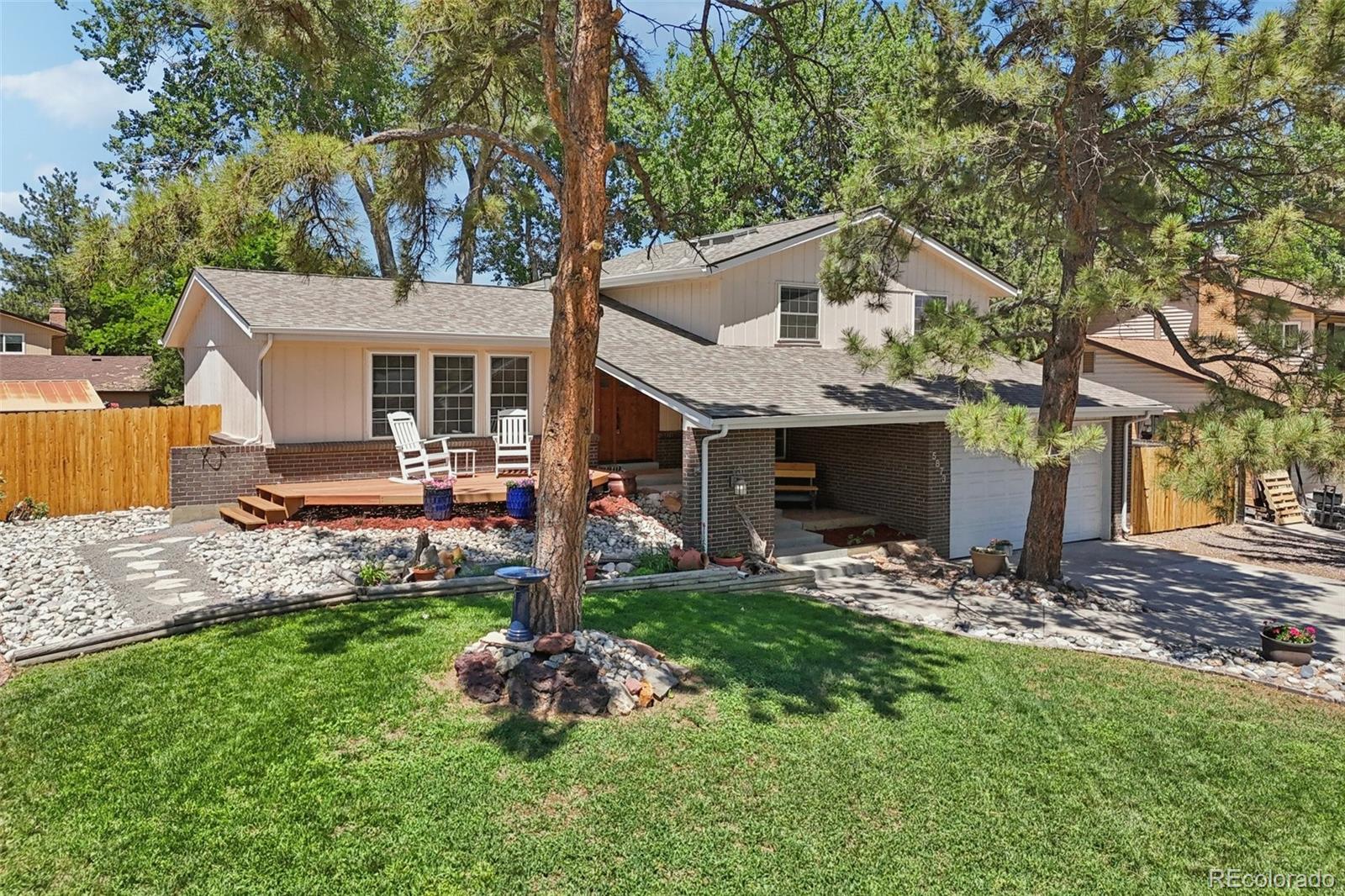 5873 W Maplewood Drive