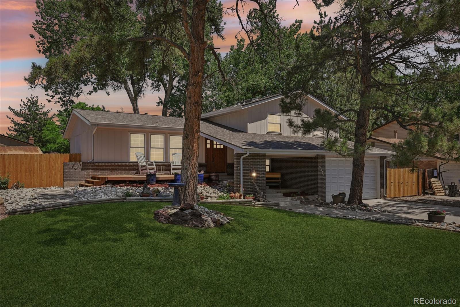 5873 W Maplewood Drive