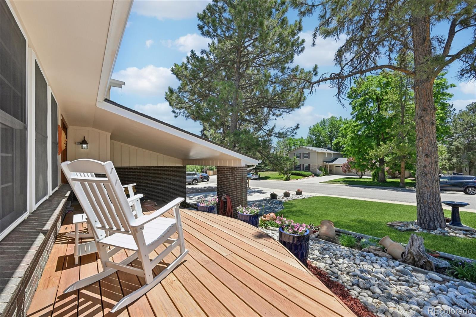 5873 W Maplewood Drive
