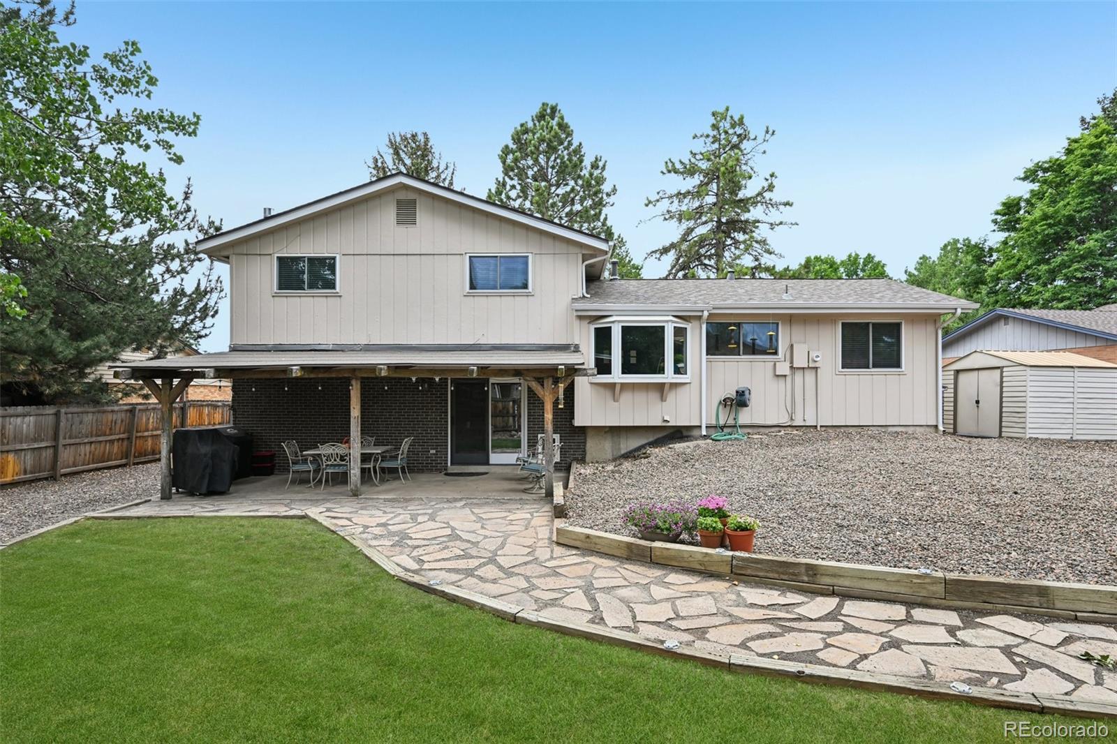 5873 W Maplewood Drive