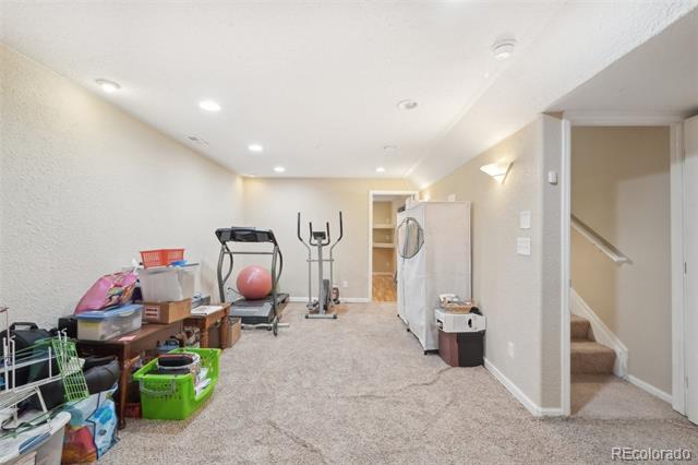 725 High Street