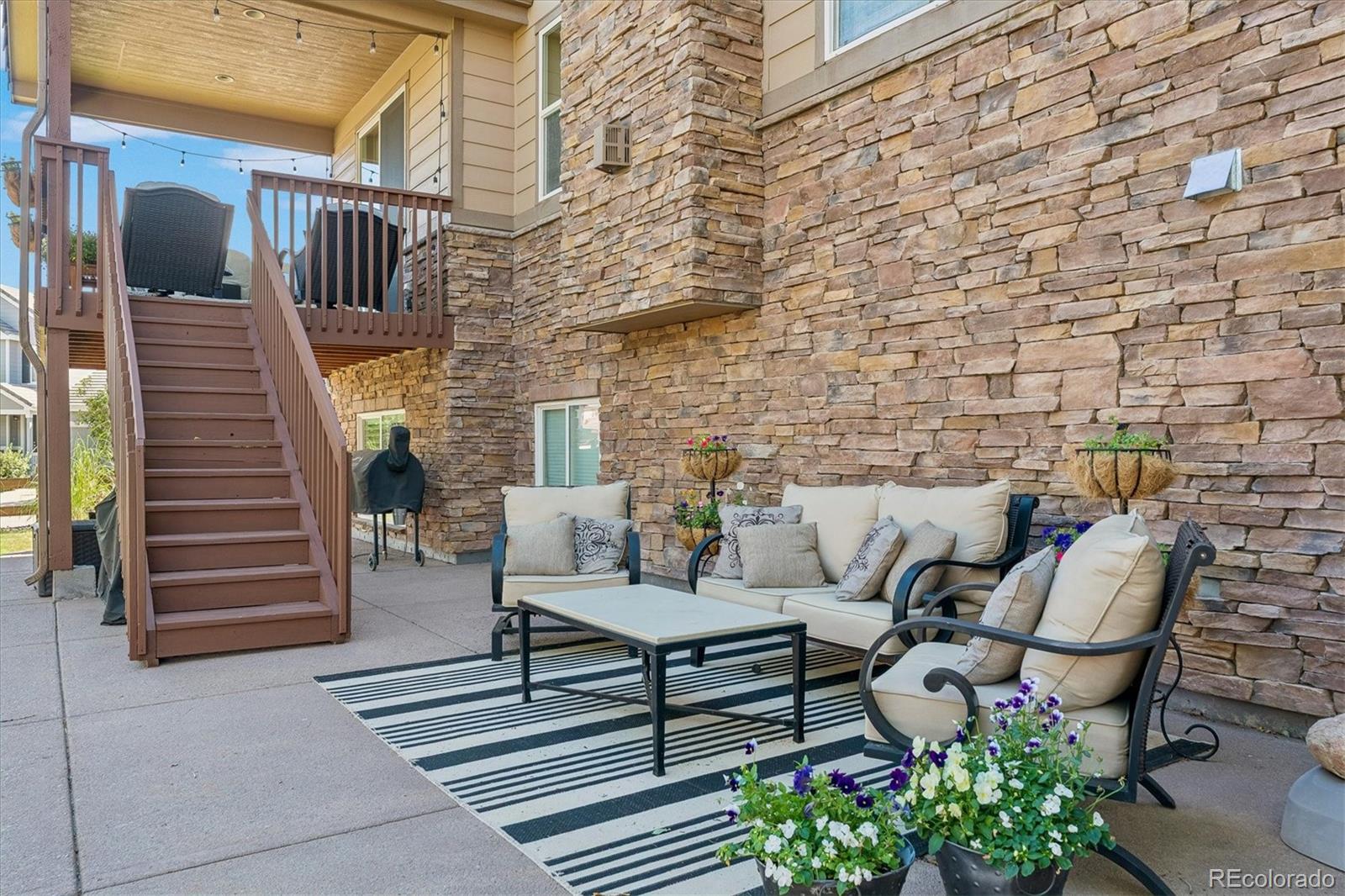 13996 Ashgrove Circle