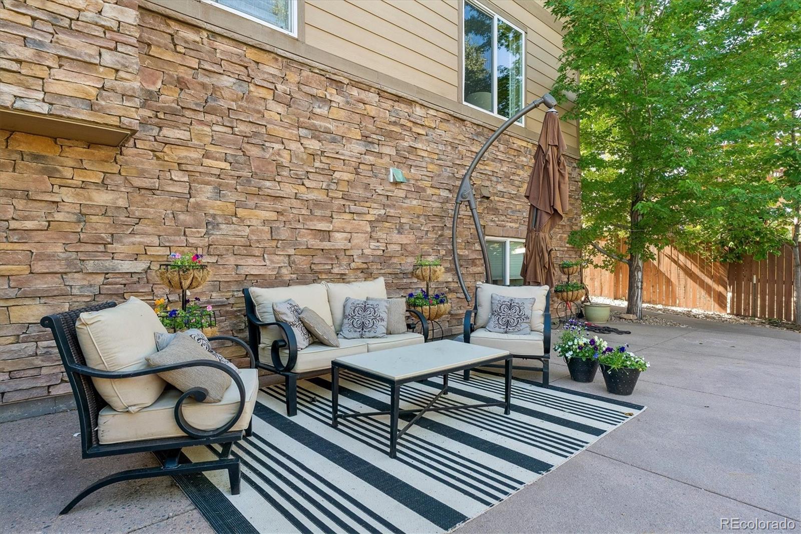 13996 Ashgrove Circle
