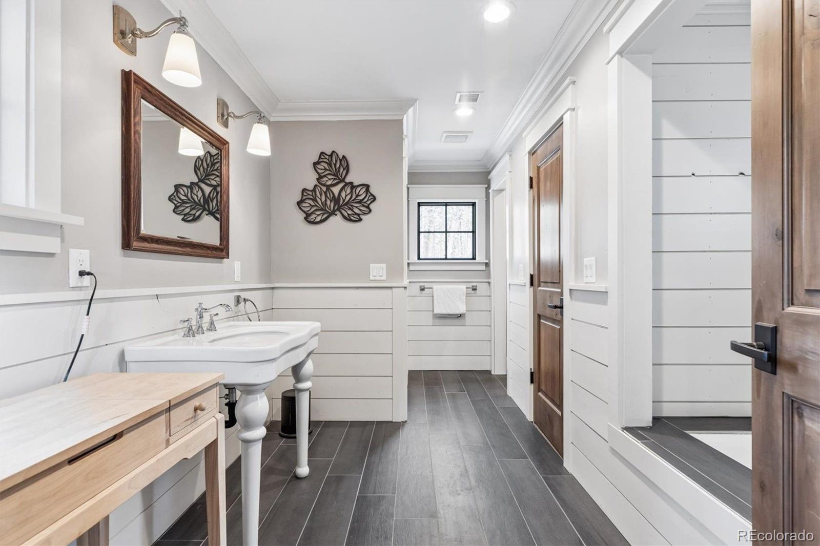 590 Grey Squirrel Way