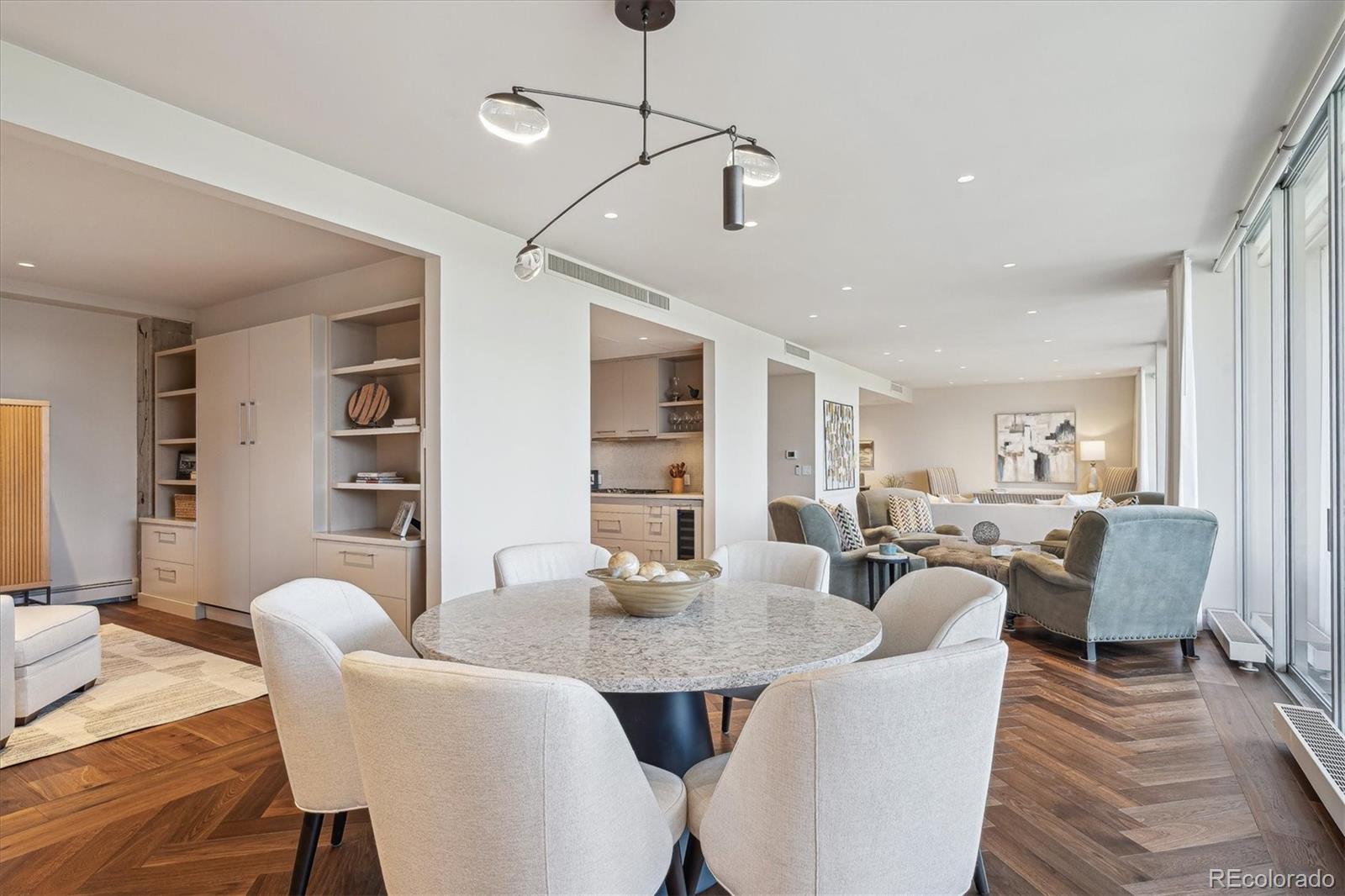 1201 N Williams Street Unit: 4C