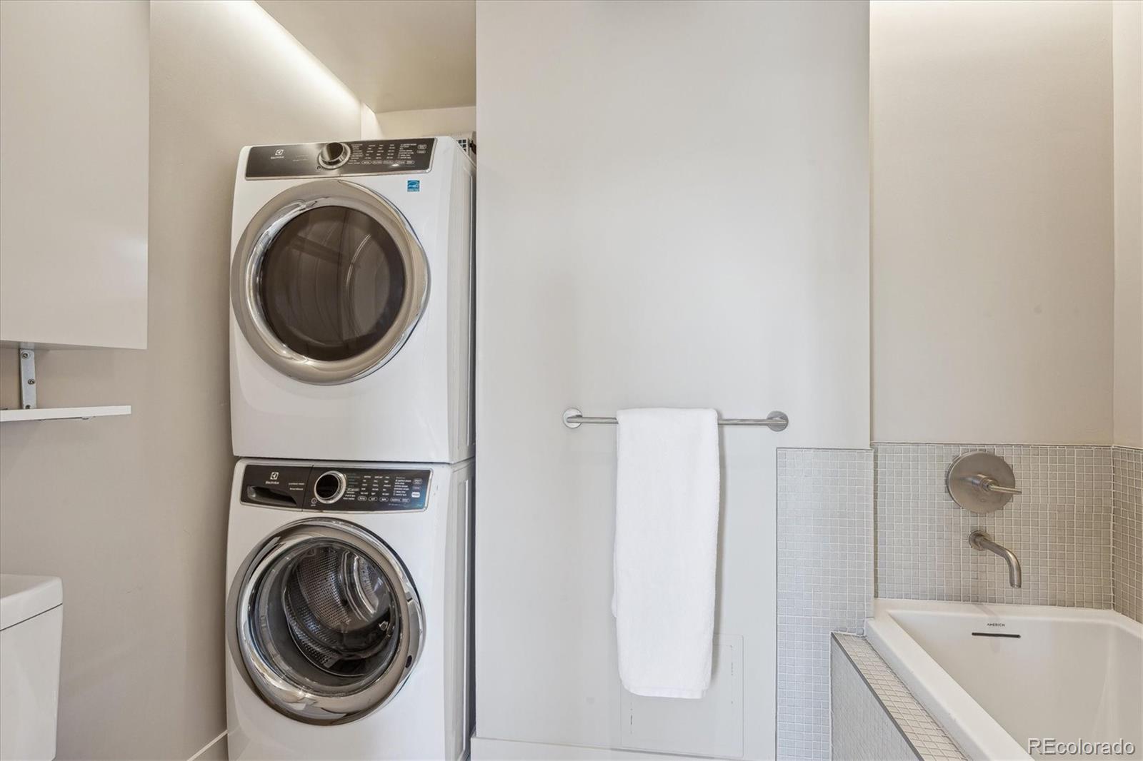 1201 N Williams Street Unit: 4C