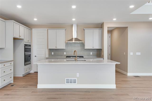 3432 N Gold Bug Court