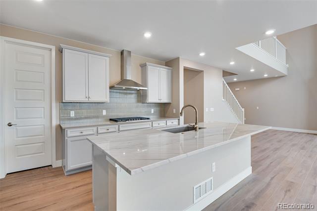 3432 N Gold Bug Court