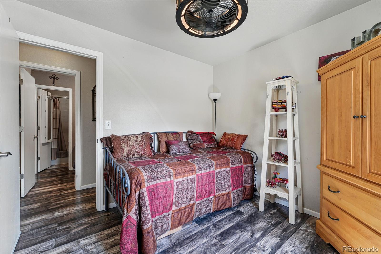 3303 Blue Grass Circle