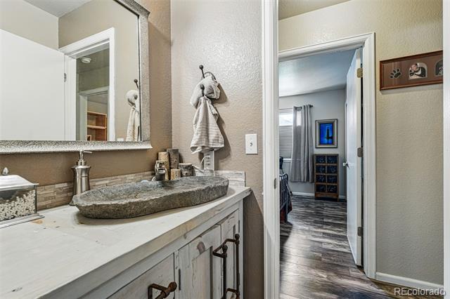 3303 Blue Grass Circle