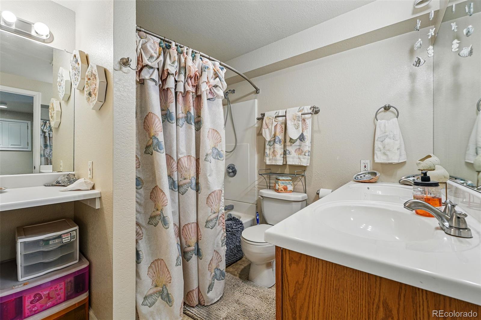 3303 Blue Grass Circle