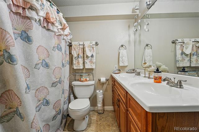 3303 Blue Grass Circle