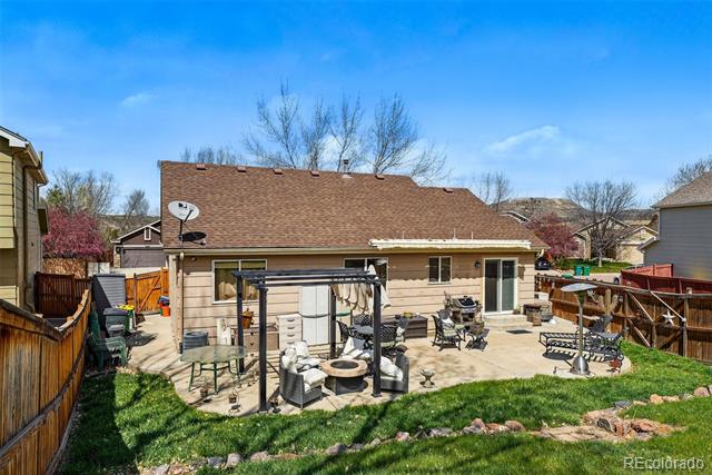 3303 Blue Grass Circle