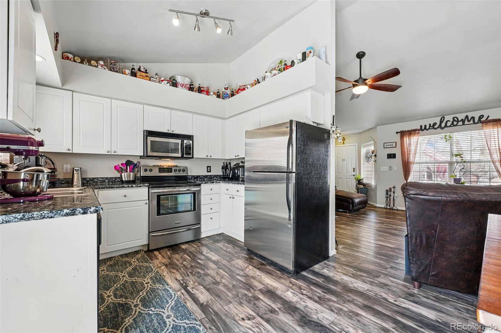 3303 Blue Grass Circle