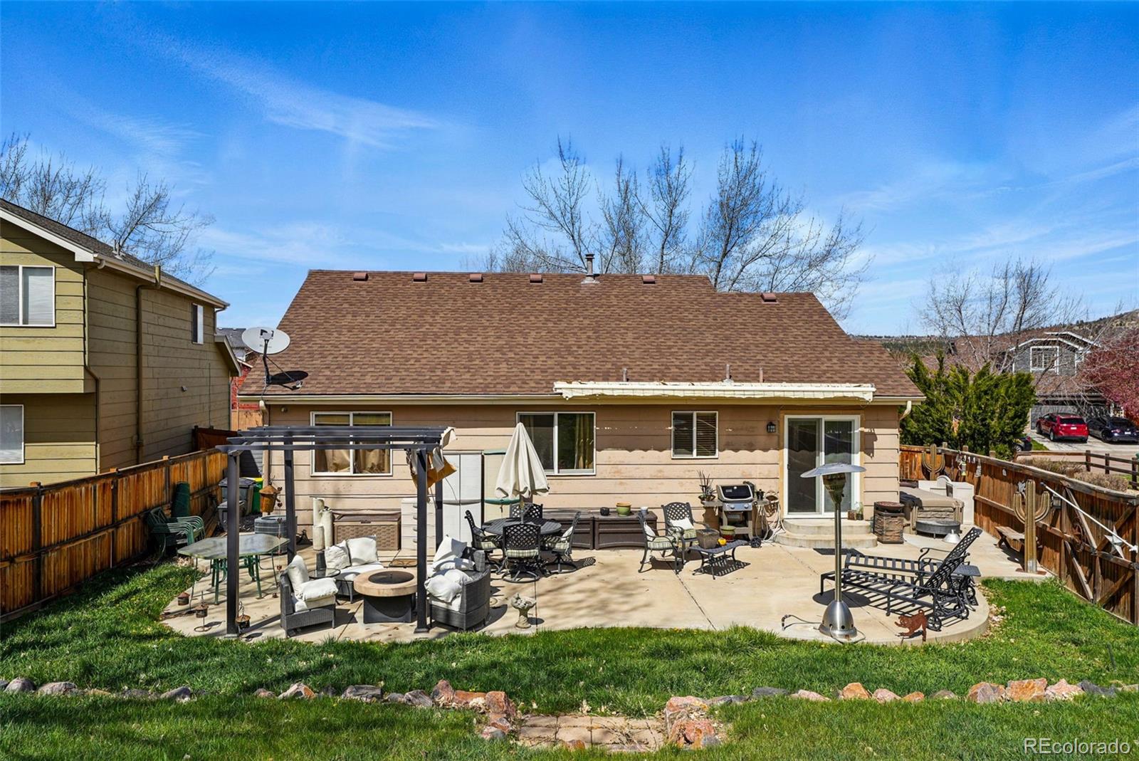 3303 Blue Grass Circle