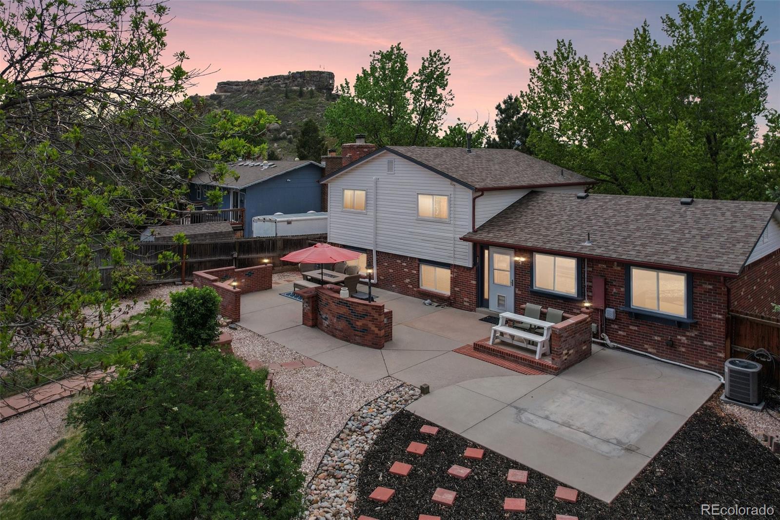 956 Mountain View Drive