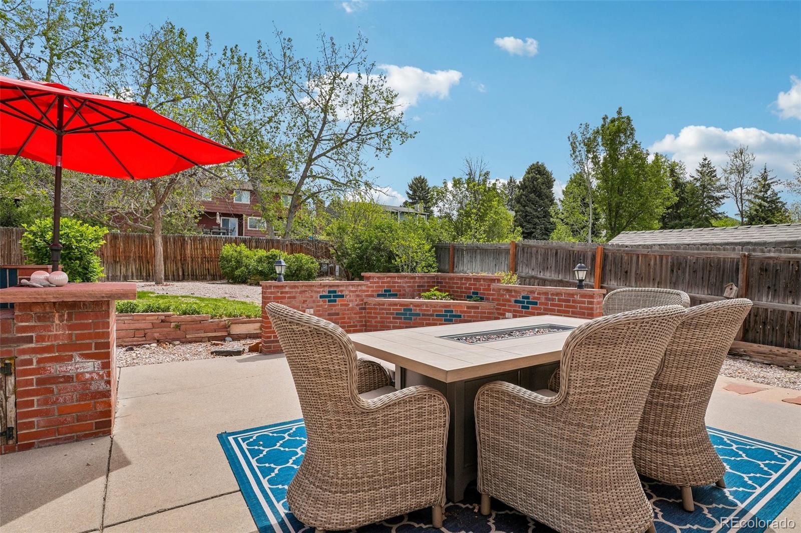 956 Mountain View Drive