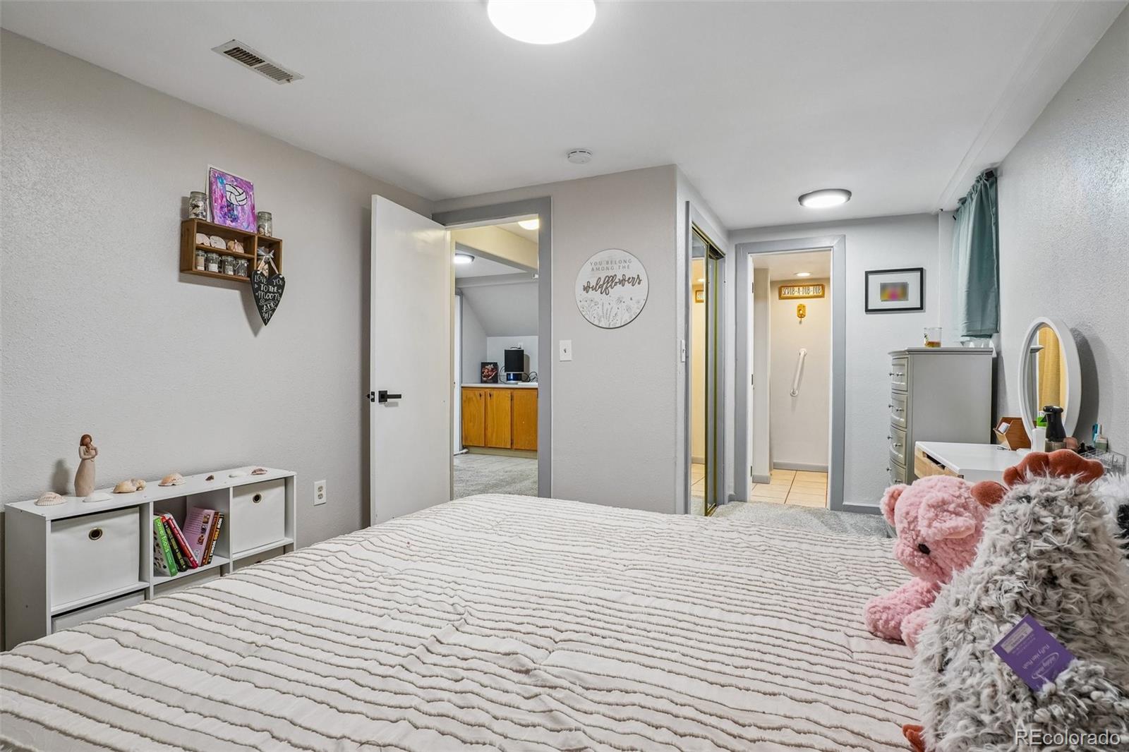 956 Mountain View Drive