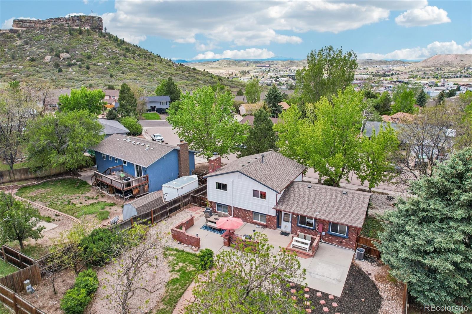 956 Mountain View Drive