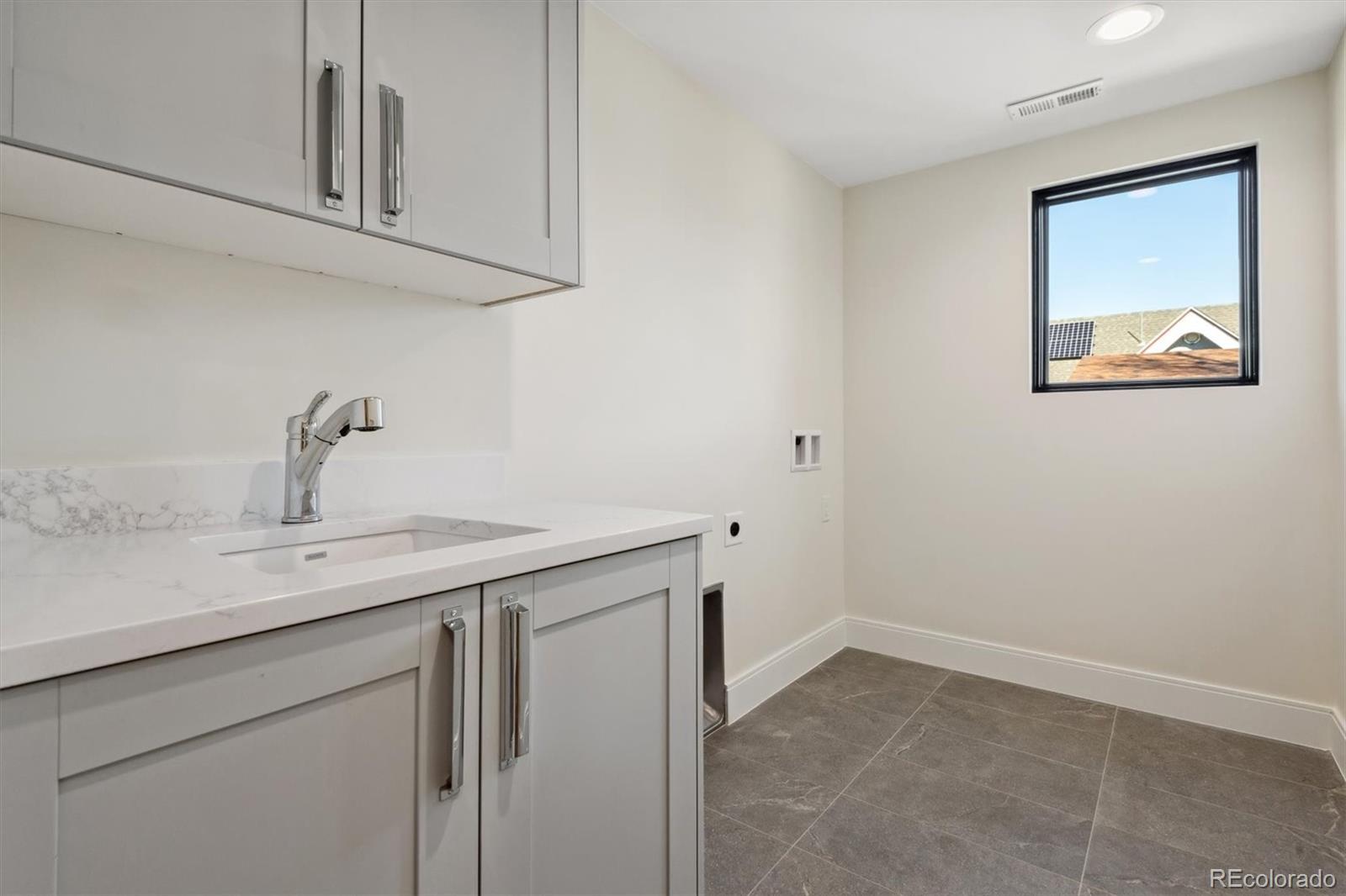 1218 S Sherman Street