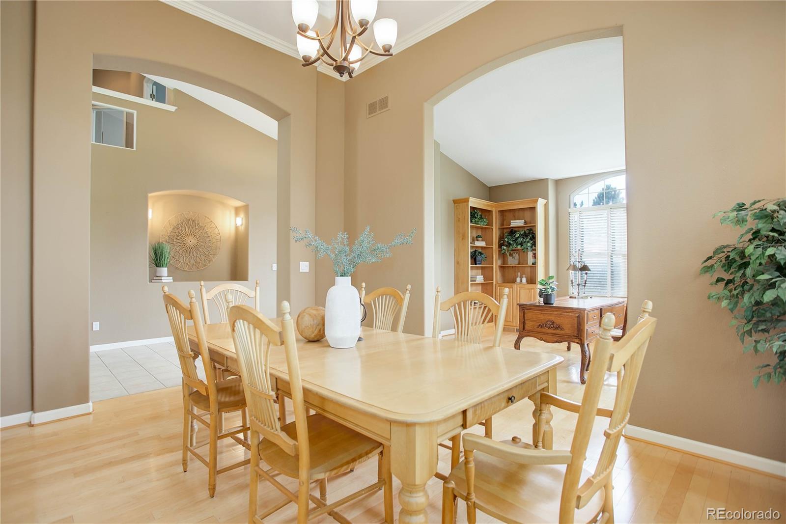 7581 Nuthatch Circle