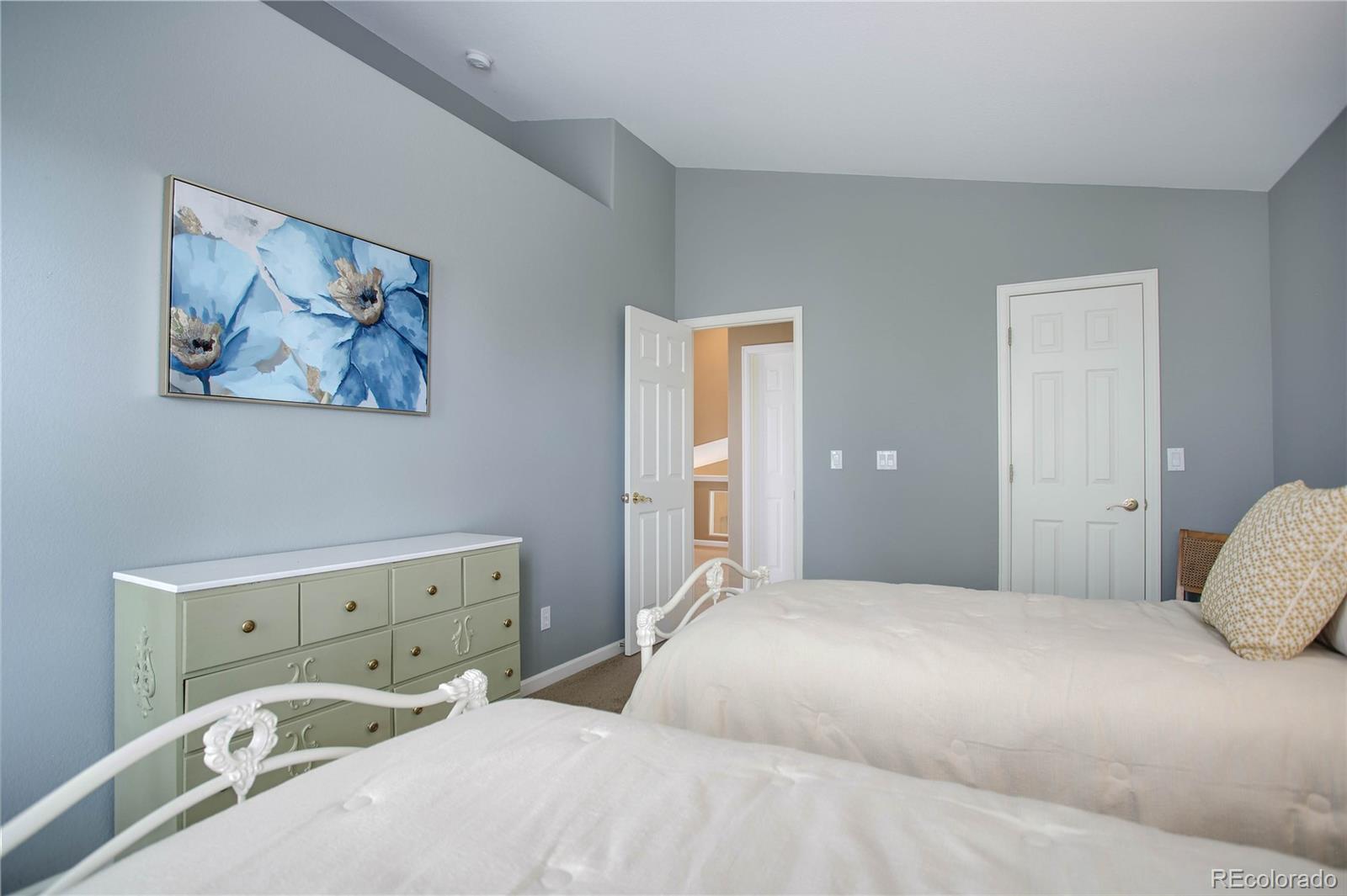 7581 Nuthatch Circle