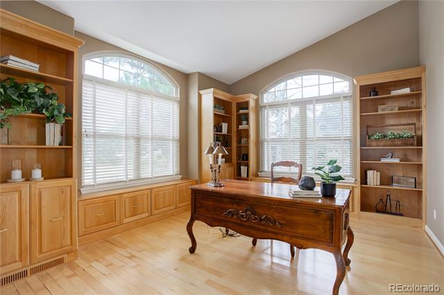7581 Nuthatch Circle