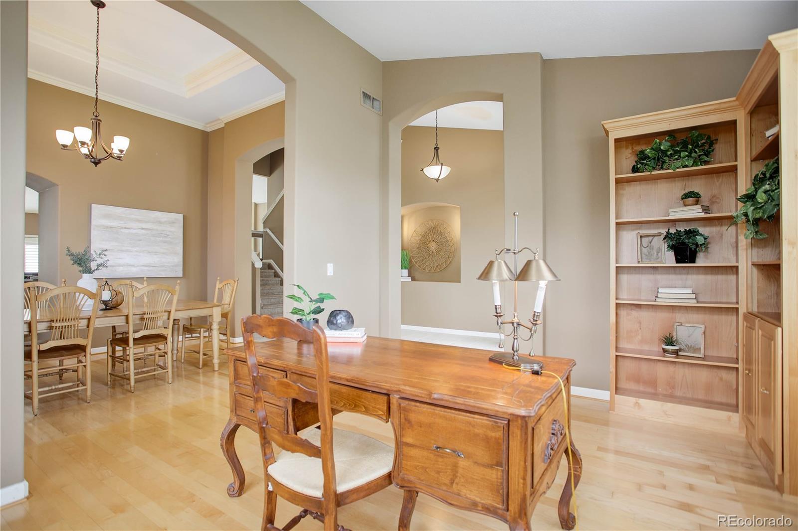 7581 Nuthatch Circle