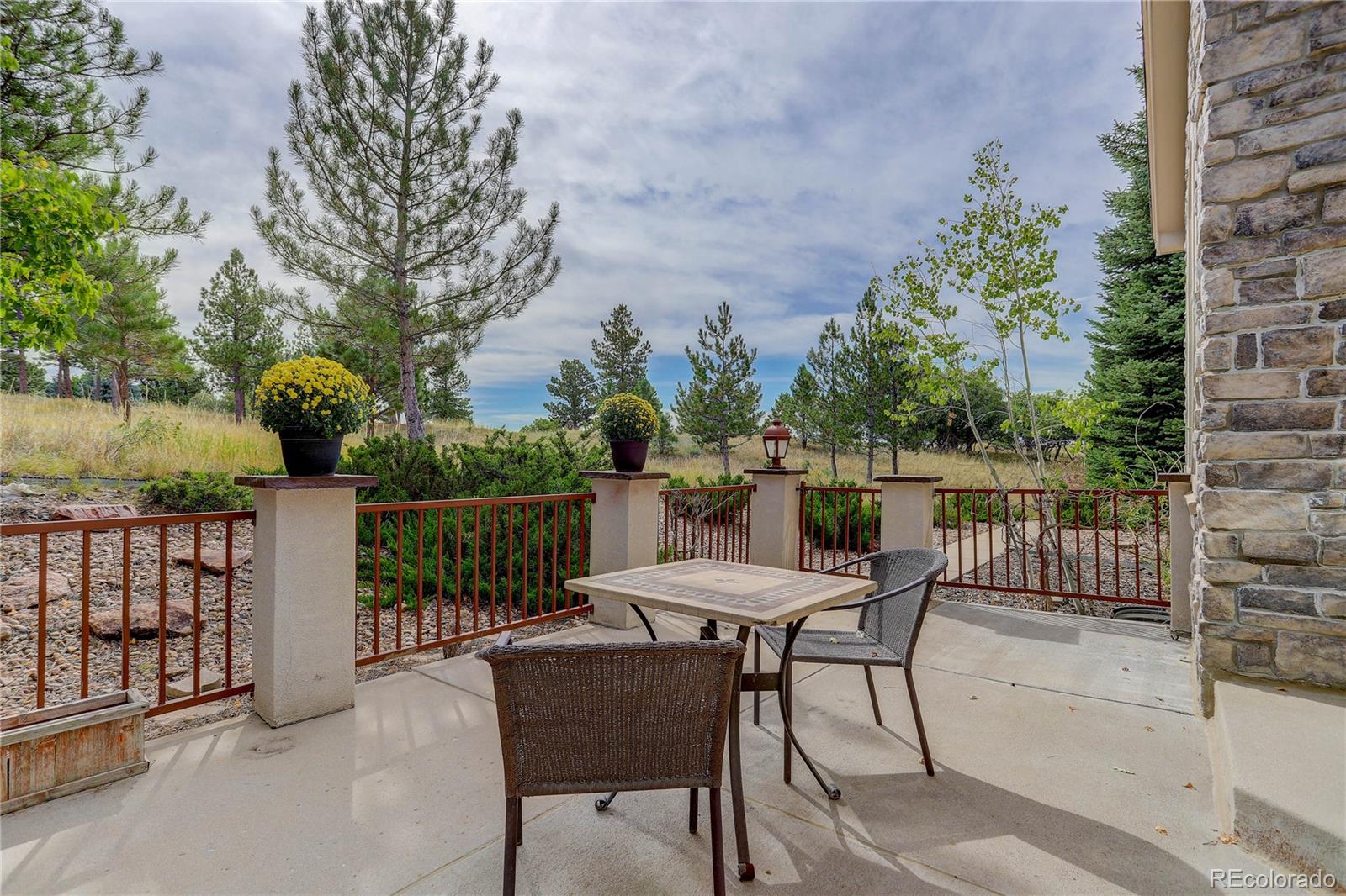7581 Nuthatch Circle