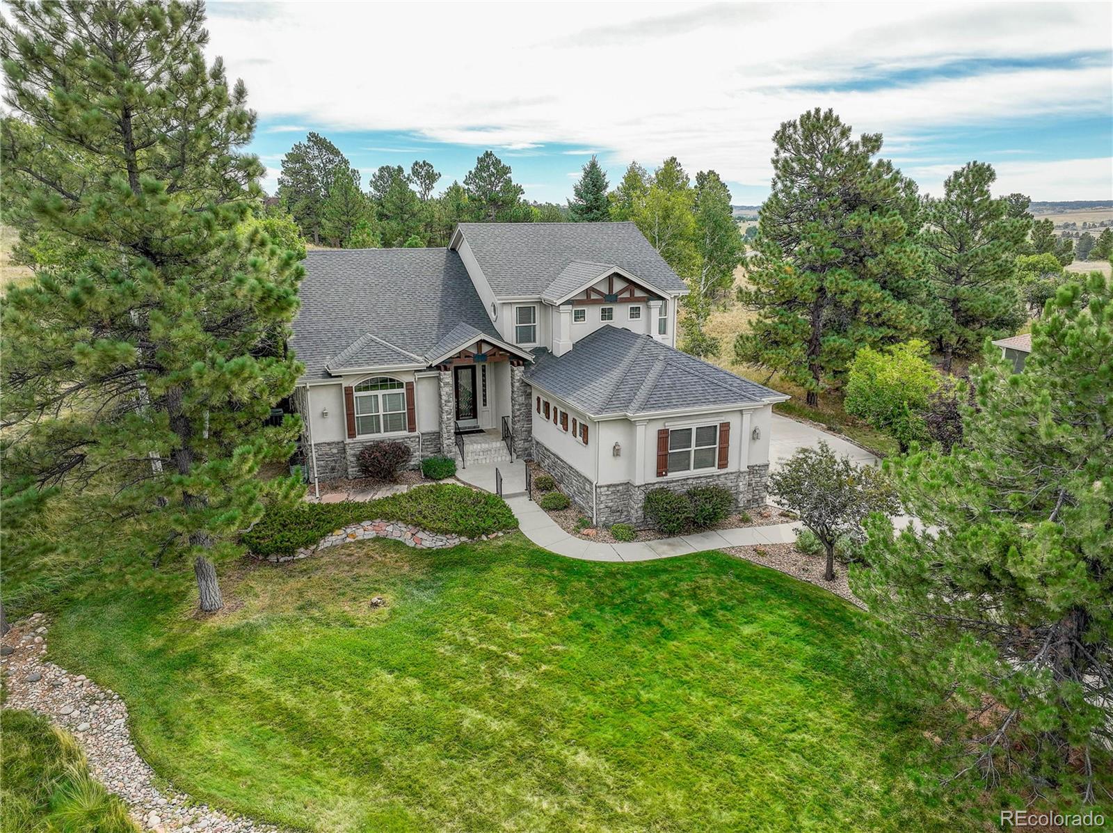 7581 Nuthatch Circle