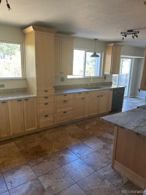 17529 E Crestridge Avenue