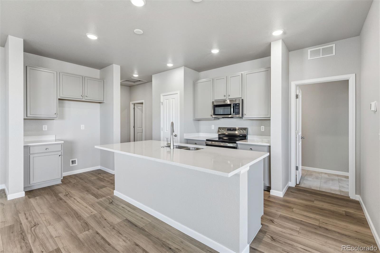 6801 Utica Circle