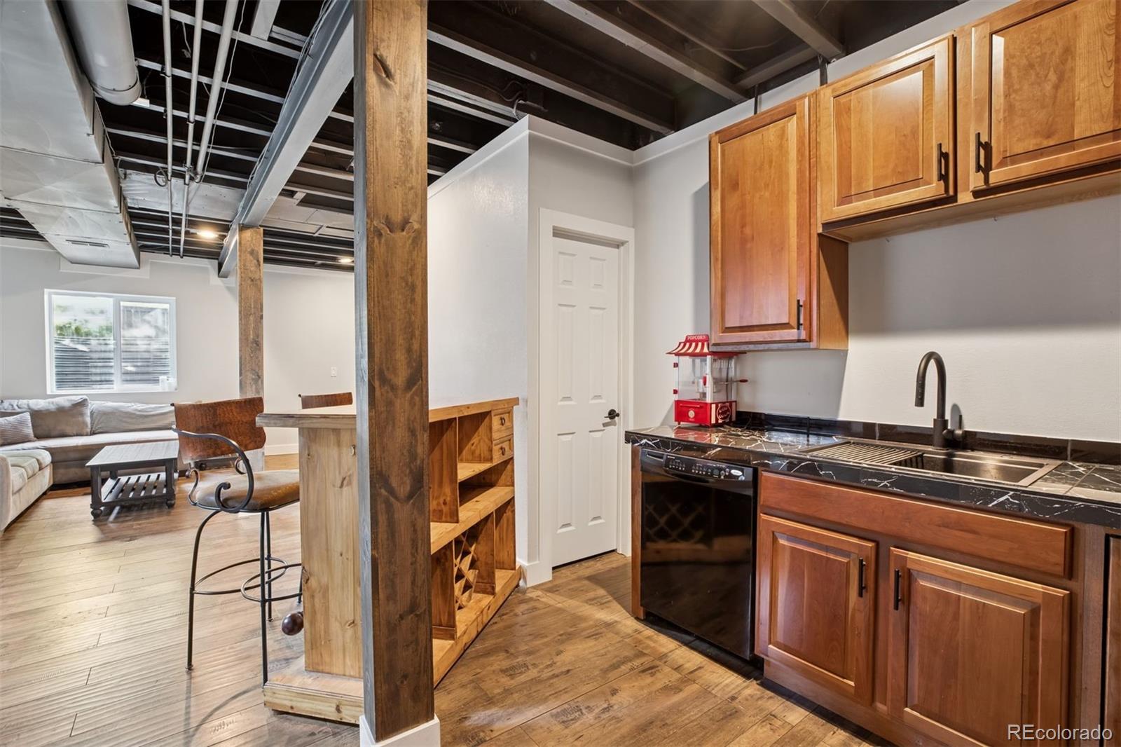 104 Willowick Circle